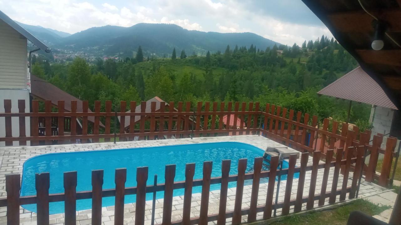 Біля Лісу Lägenhet Slavske Exteriör bild