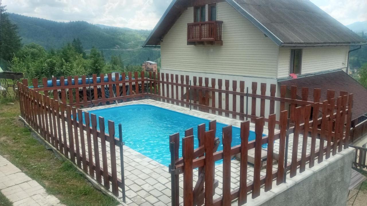 Біля Лісу Lägenhet Slavske Exteriör bild